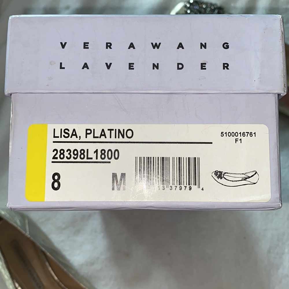 Vera Wang LavenderLisa Platino, 8, gold rhinestone - Picture 7 of 7